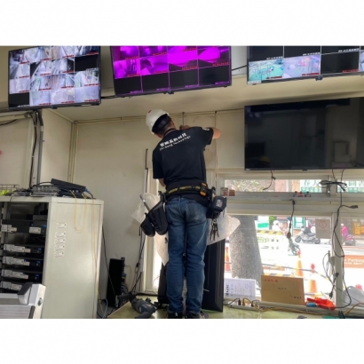 新北蘆洲國小監視建置_施工中.jpg